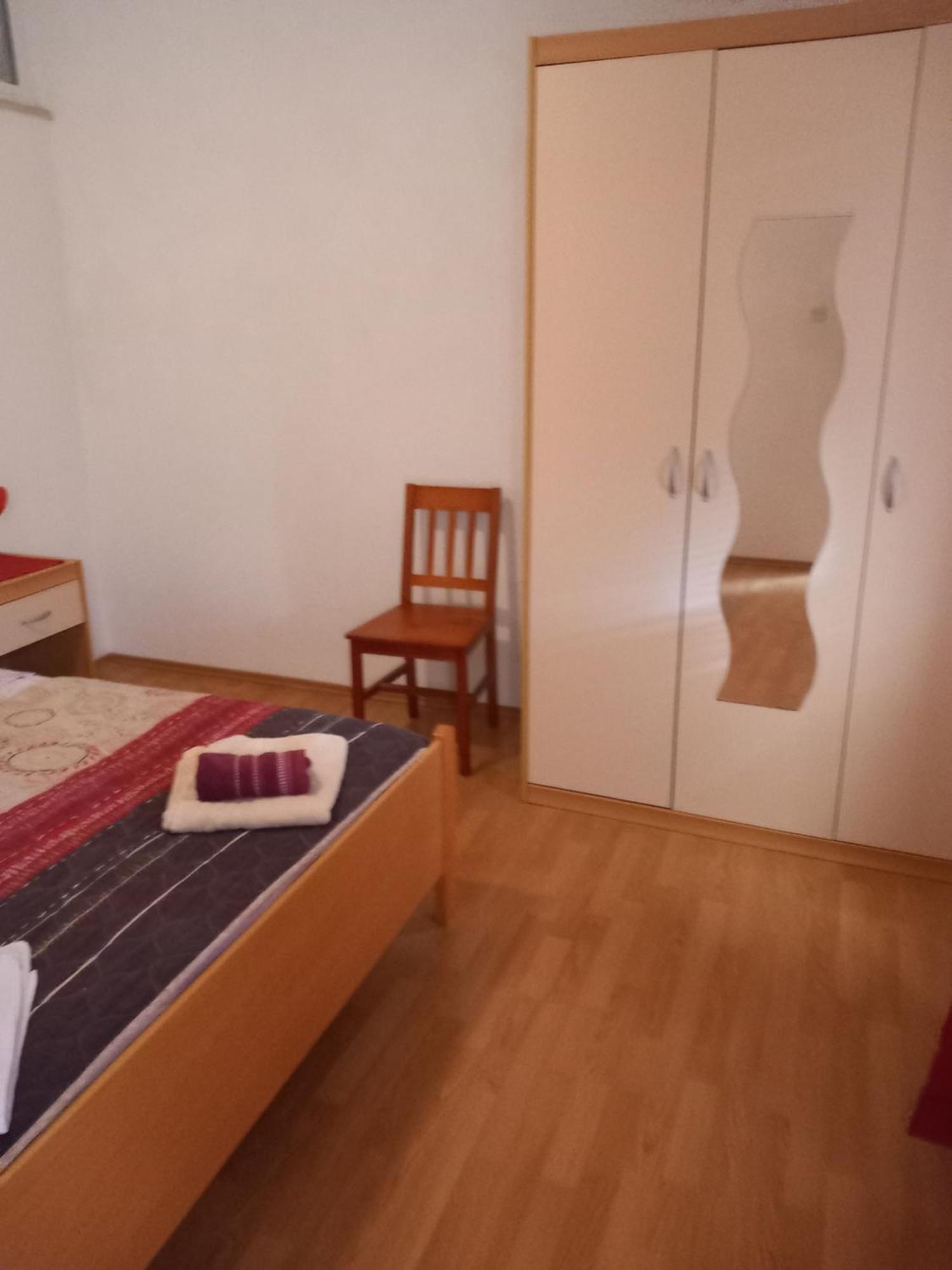 Apartments Jerica Bol Bagian luar foto