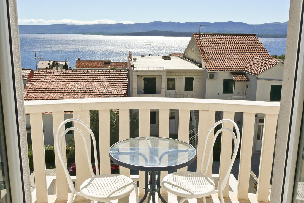 Apartments Jerica Bol Bagian luar foto