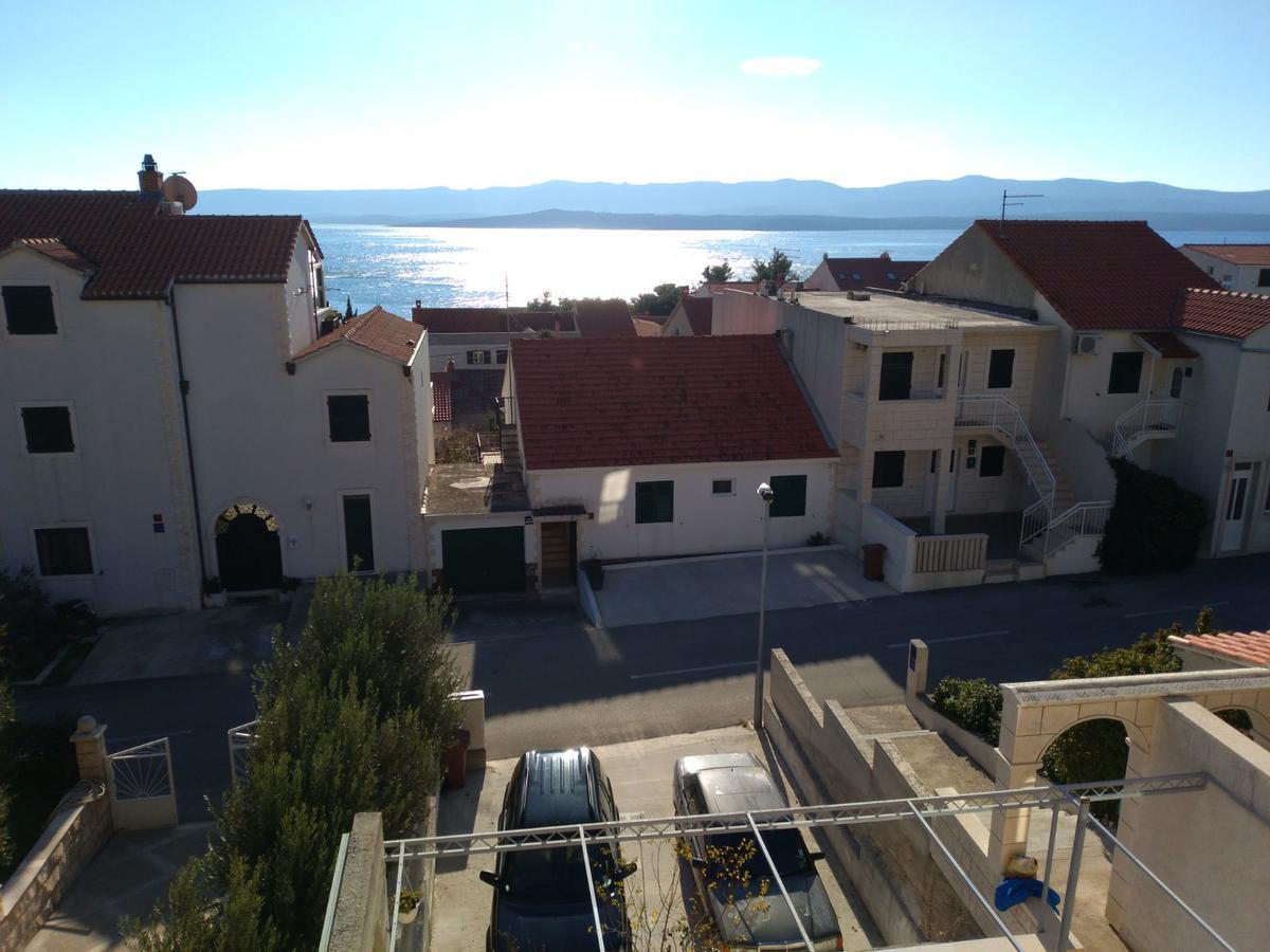 Apartments Jerica Bol Bagian luar foto