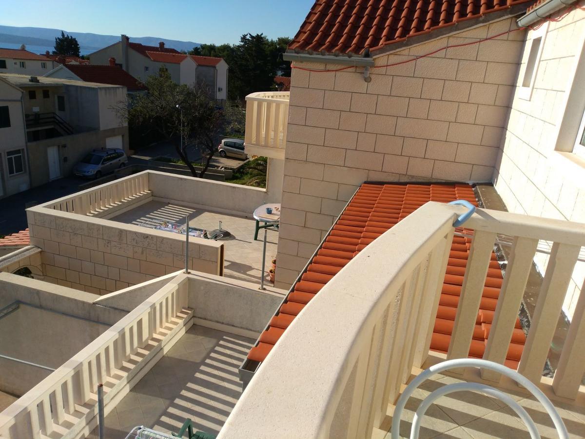 Apartments Jerica Bol Bagian luar foto